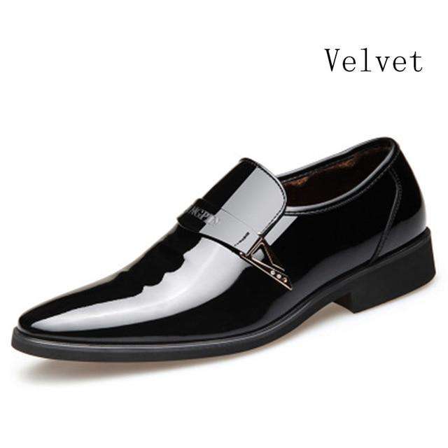 Men Dress Italian Leather Shoes Slip On Fashion Men Leather Moccasin Glitter Formal Male Shoes Pointed Toe Shoes For Men