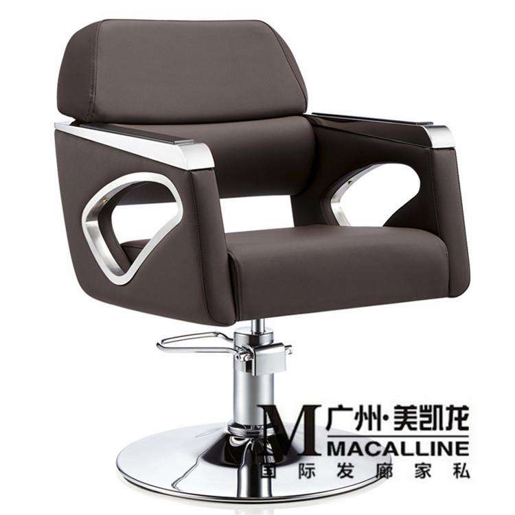 European hairdressing chair solid wood cutting. Luxury Italian hair salon chair. The new barber's chair - Gustobene